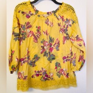 Hope & Harlow yellow floral blouse size medium